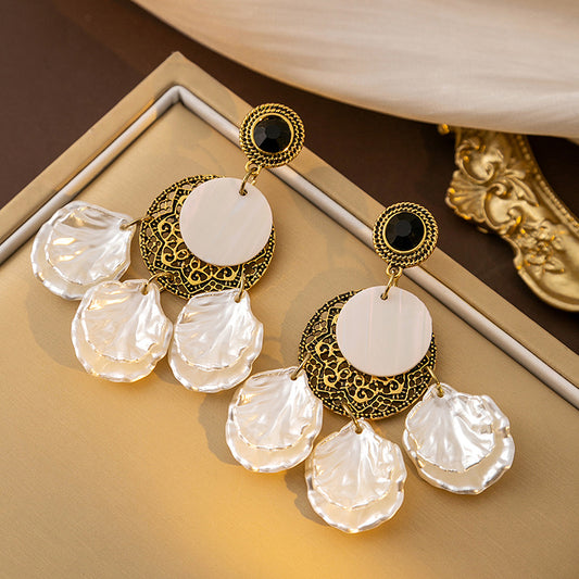 Needle French Style Vintage Shell Simple Niche Earrings