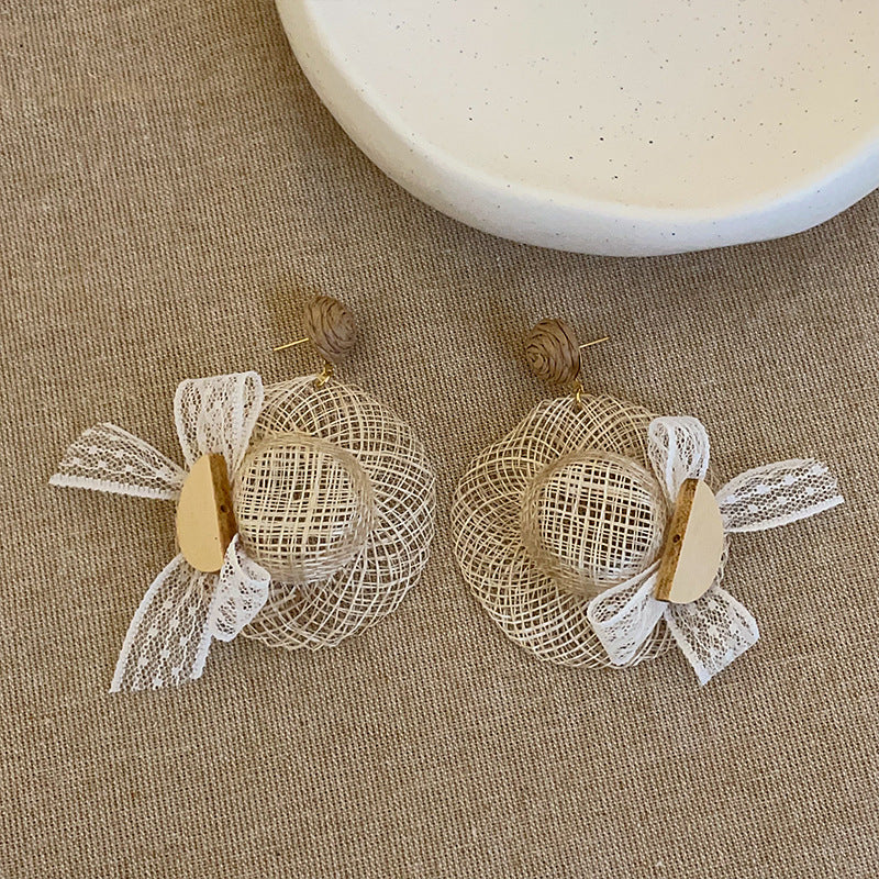 Women's Niche Design Straw Rattan Woven Flower Hat For Vintage Exaggerated Earrings