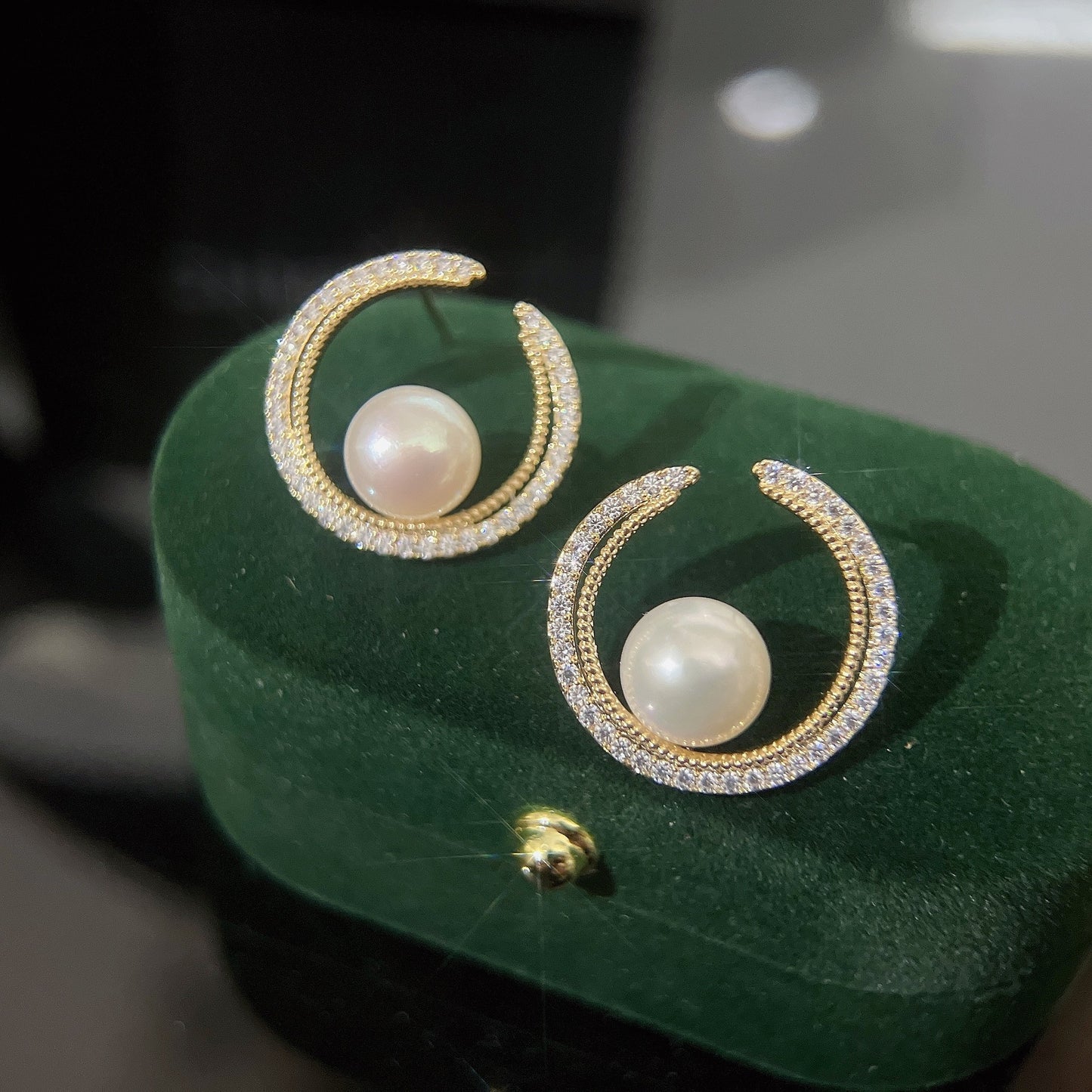 Semicircle Pearl Ear Temperament Sier Exquisite Earrings