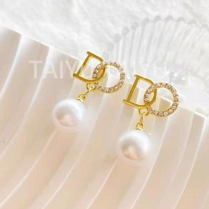 Women's Sier Pin Fashionable Elegant Pearl Long Earrings