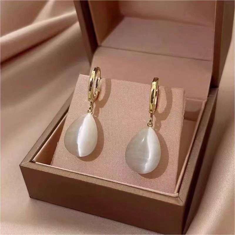 Korean Style Niche Design Trend Water Drop Cat Eye Fashion Earrings