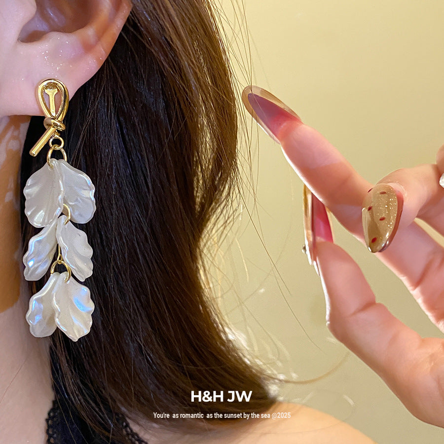 Women's Petal Fringe Bone French Simplicity Fashion Light Luxury Earrings