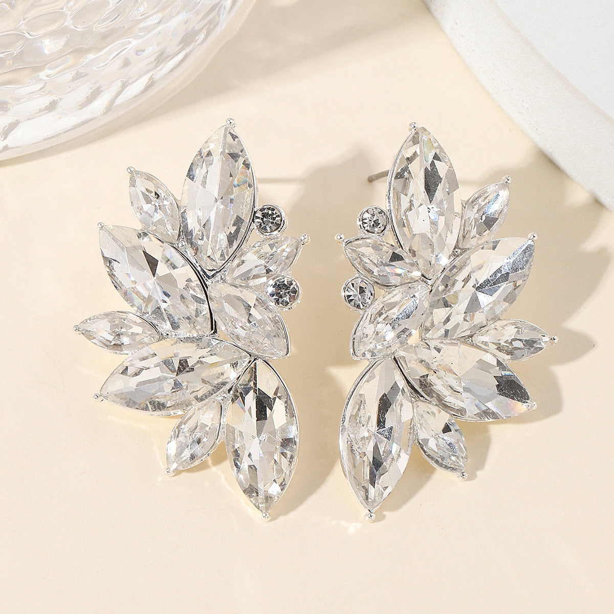 Women's Fashionable For Luxurious Style Diamond Accessories Earrings