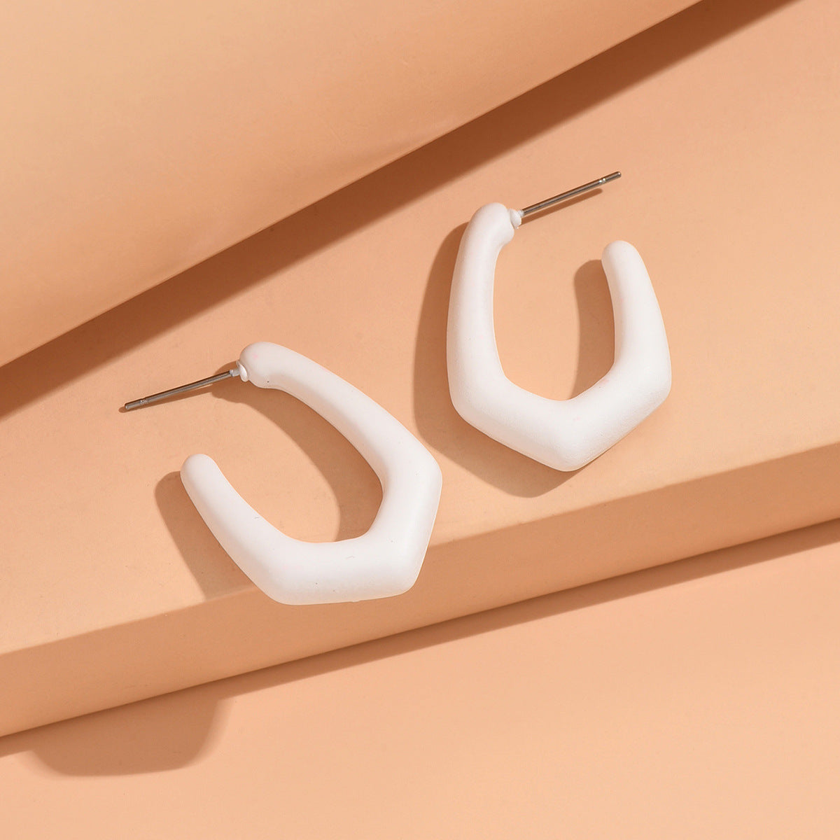 Women's French Retro Color Geometric Ear Eardrops High Earrings