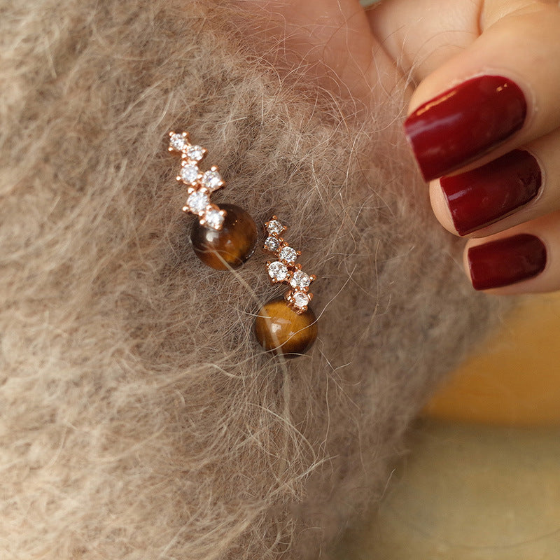 Real Gold Plating Elegance Retro Light Luxury Stud Earrings