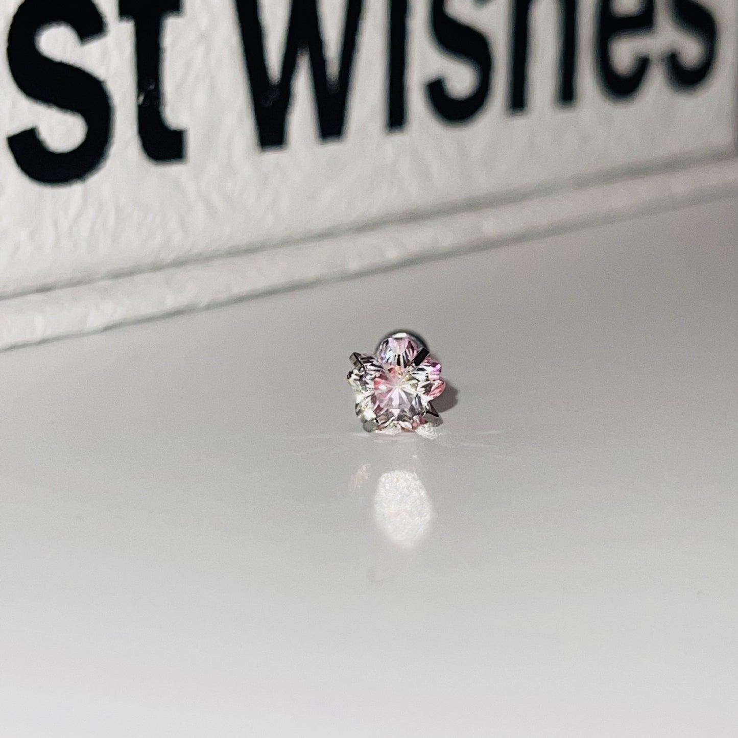 Cutting Flash Zircon Ear Bone Outer Spiral Titanium Steel Diamond Rings
