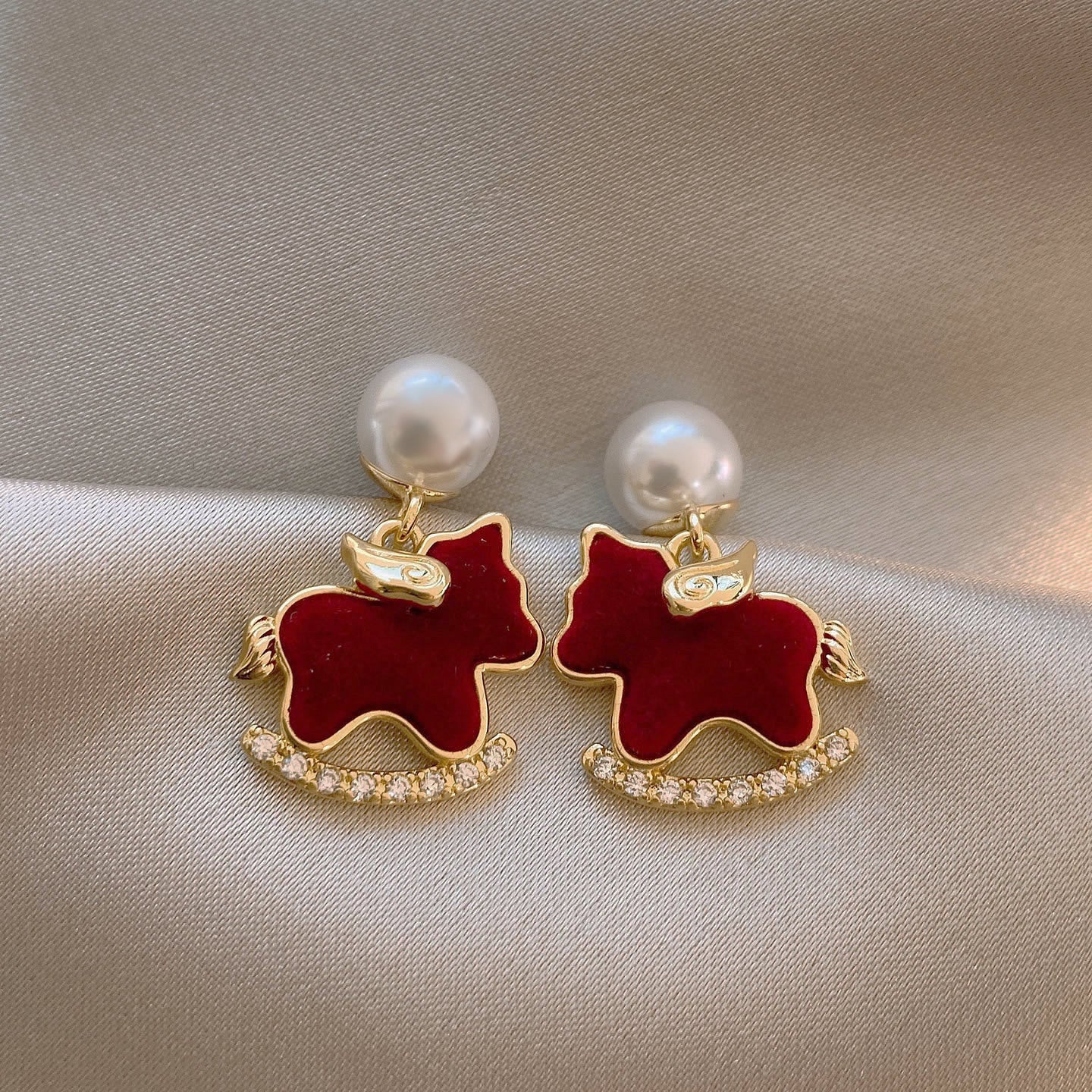 Red Veet Pony Bead Retro Elegant Slightly Zircon Stud Earrings