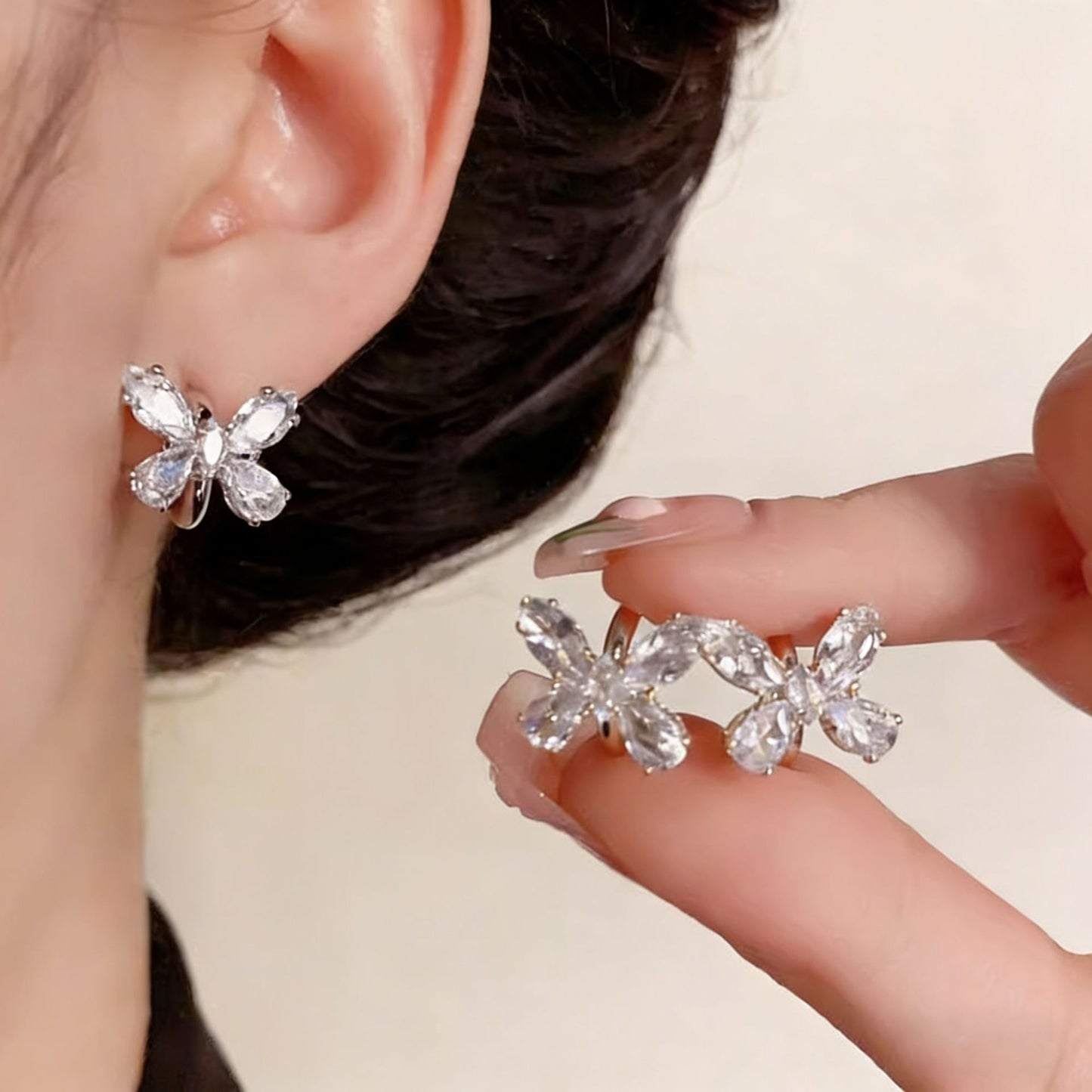 Luxury Super Flash Butterfly Shaped Sier Needle Simple Earrings