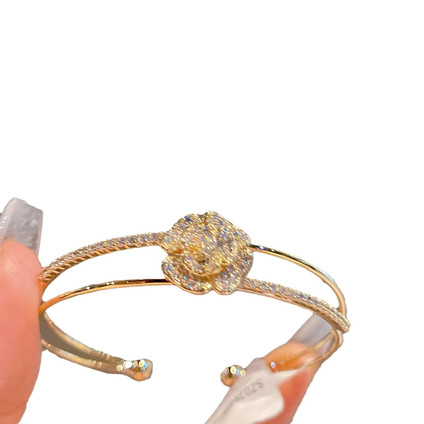 Full Diamond Flower Opening Adjustable Beauty's Favorite Hand Bracelet
