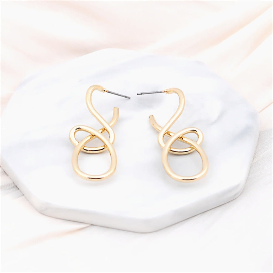 Women's Fashion Trend Metal Knotted Simple Personality Earrings