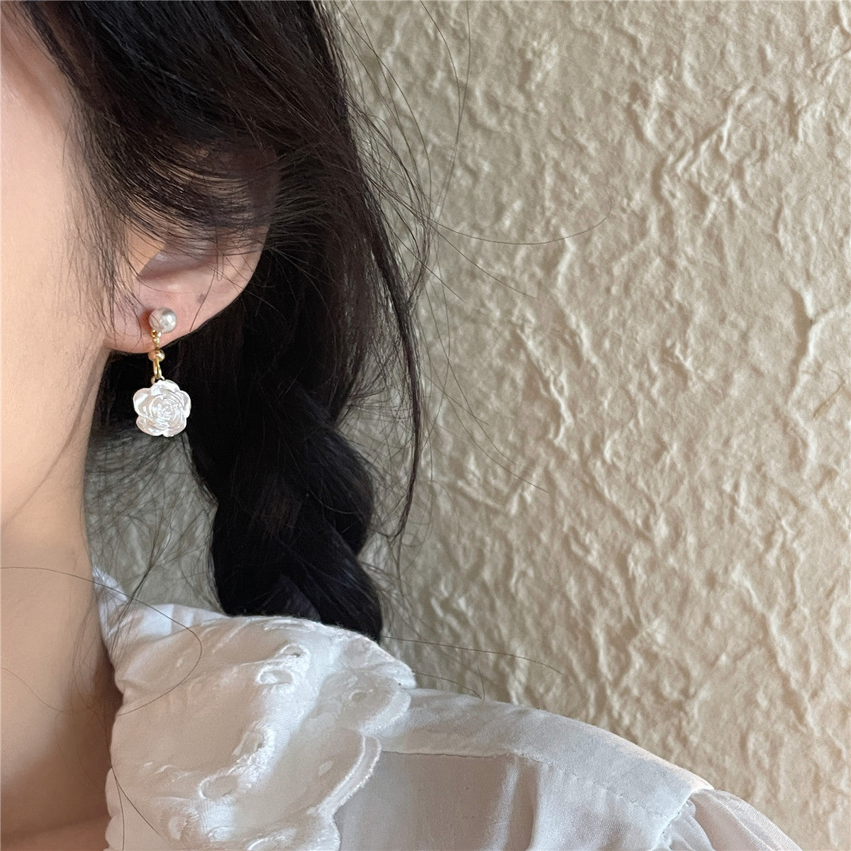 Women's Fresh Pure Desire Butterfly High-grade Niche Ear Clip