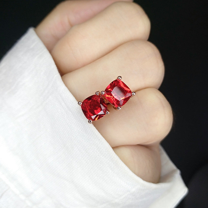 Ruby Rose Gold High-grade Red Diamond Ear Jewelry Set