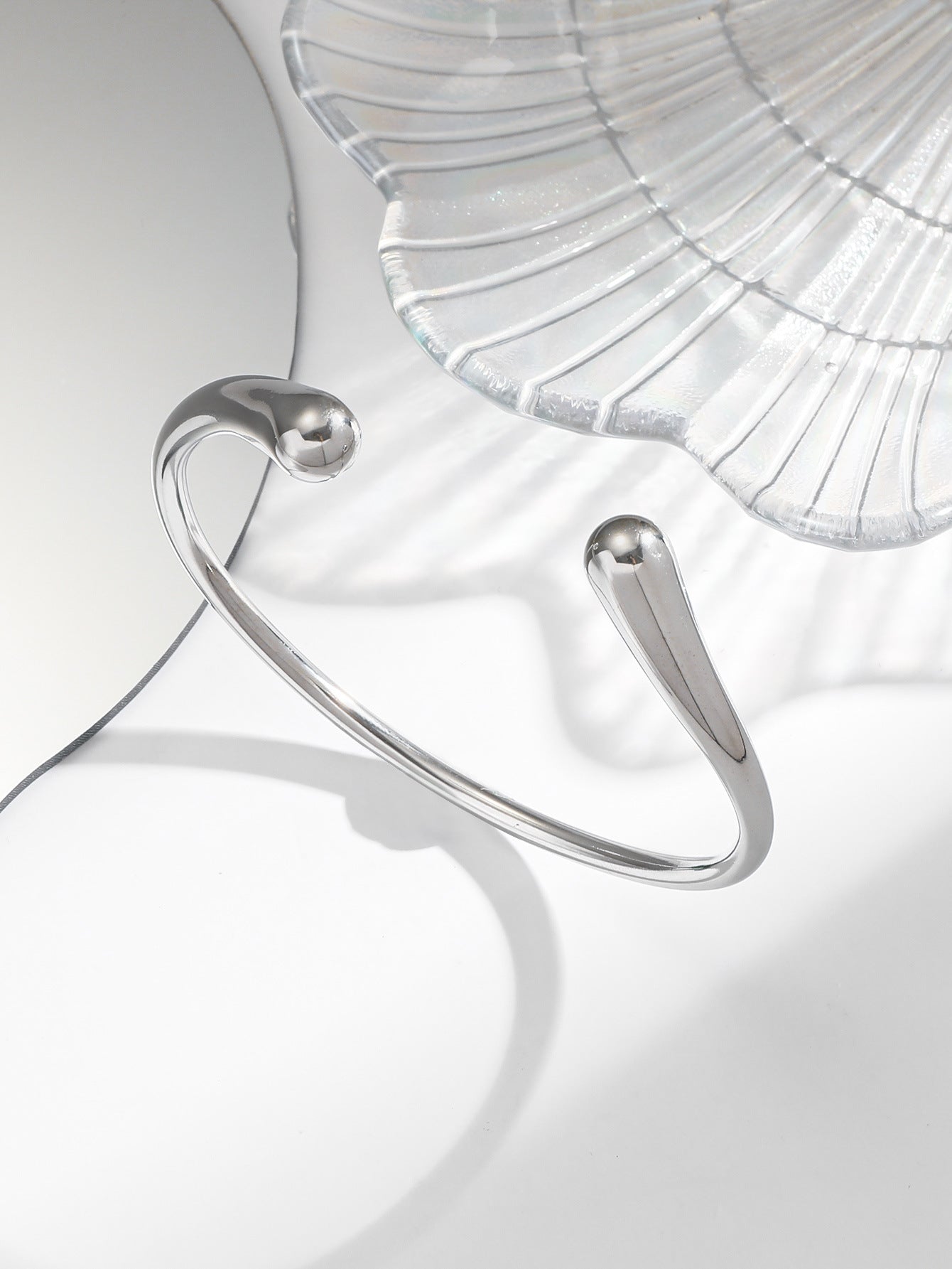 Niche Temperament Water Drop Armband Stainless Steel Opening Bracelet