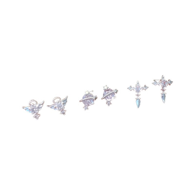 Wings Zircon Super Flash Niche Planet Small Ear Exquisite Light Rings