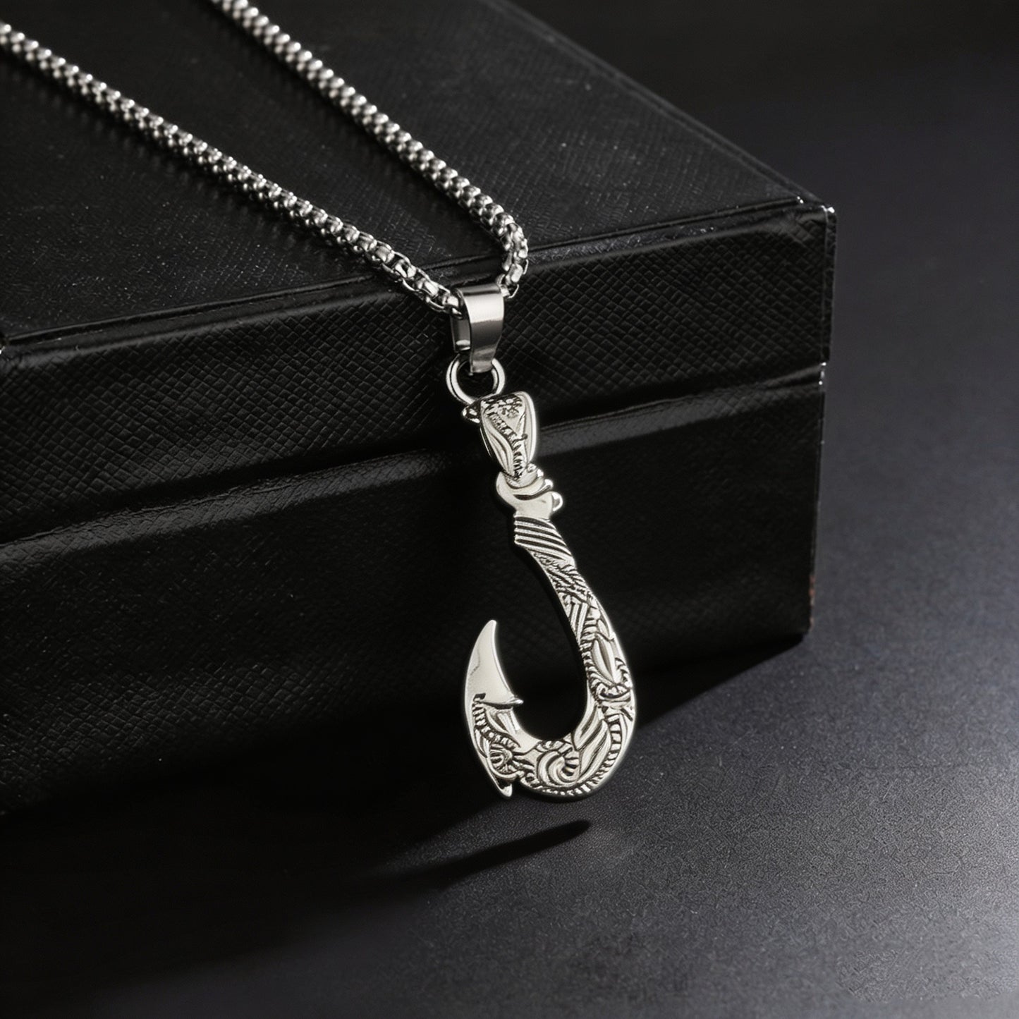 Men's Personality Vintage Alloy Fishhook Square Pearl Necklace