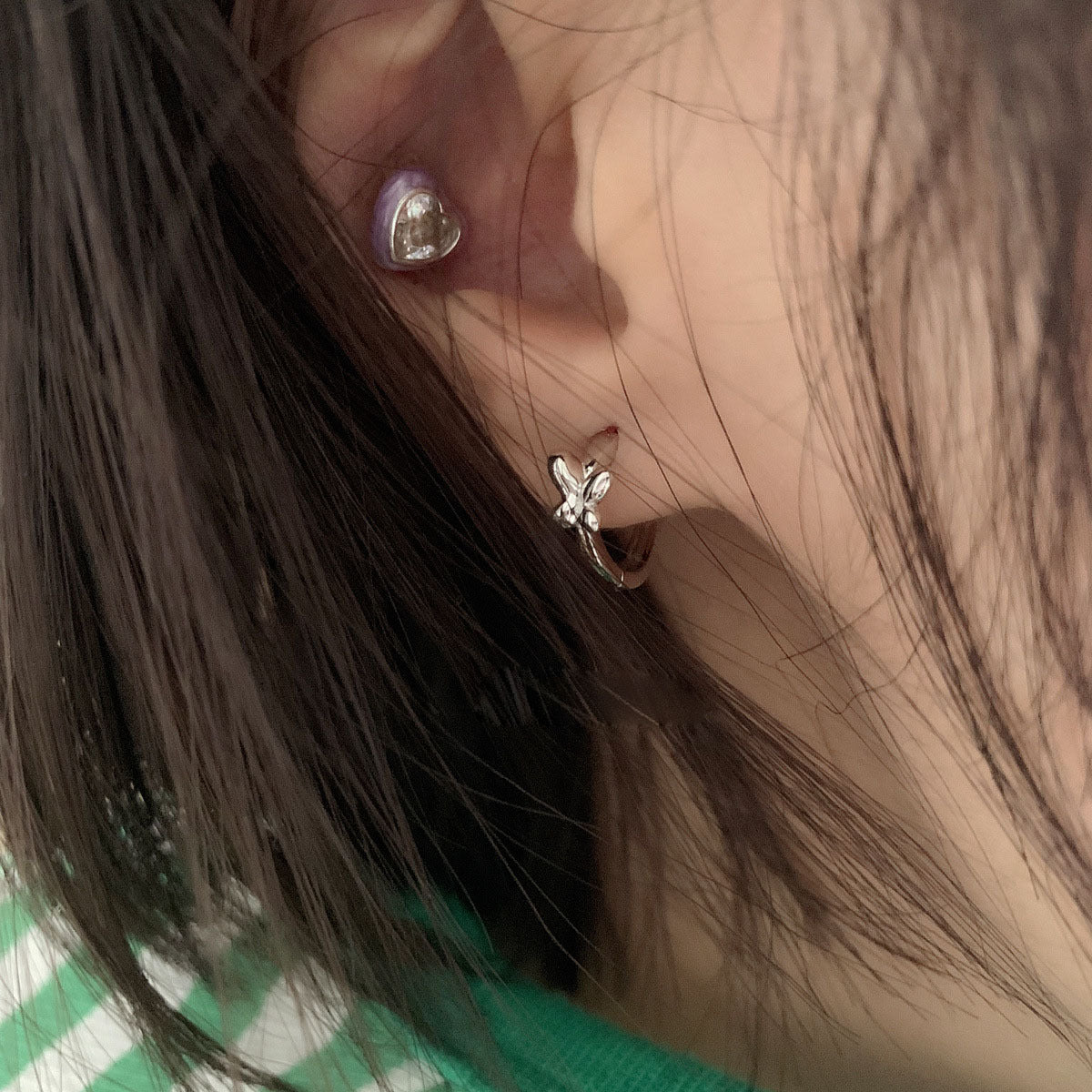 Women's Niche Design Glossy Butterfly Circle Ear Clip Stud Earrings