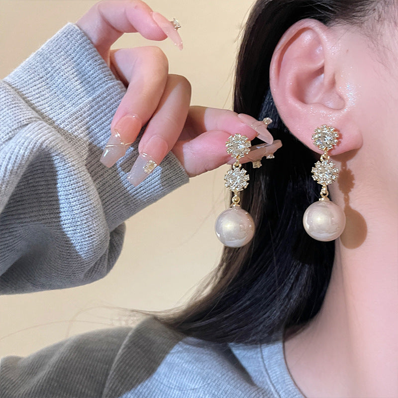 Boucles d'oreilles fleur pour femmes, luxe léger, Design avancé, Style français