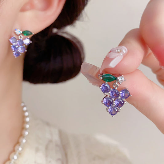 Fresh Stylish Sweet Simple Zircon Grape Tassel Exquisite Light Luxury Earrings