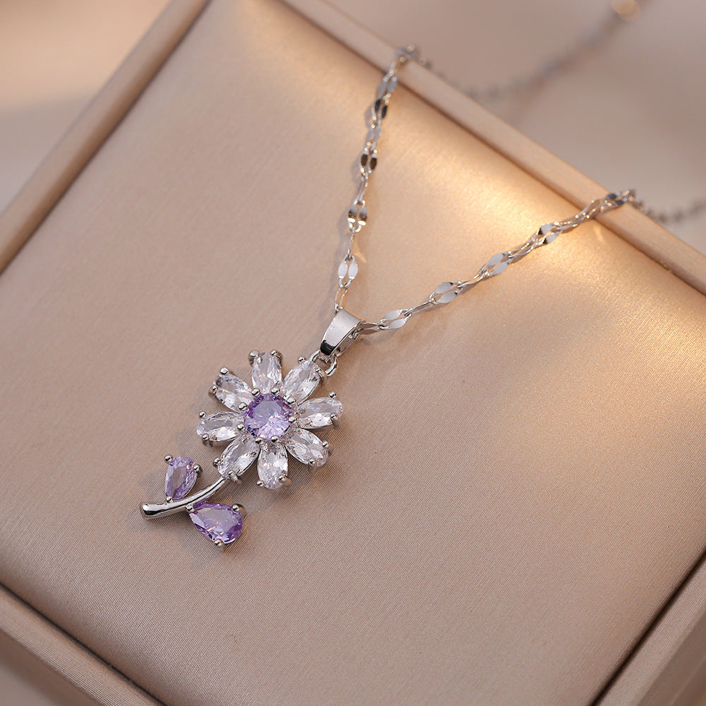 Women's Luxury Temperament Zircon Clavicle Chain Small Retro Necklaces