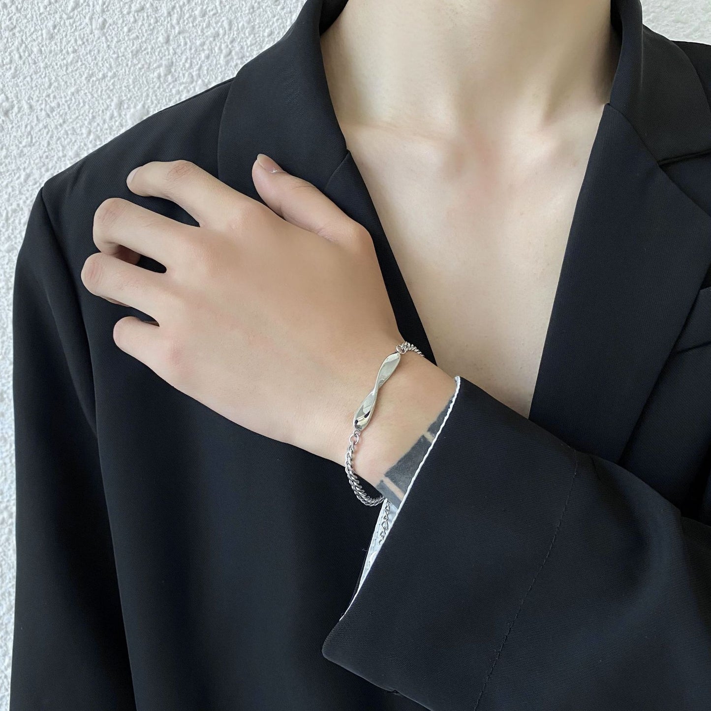 Cadeau commémoratif et bracelets Mobius pour femmes, hommes et copines gravées