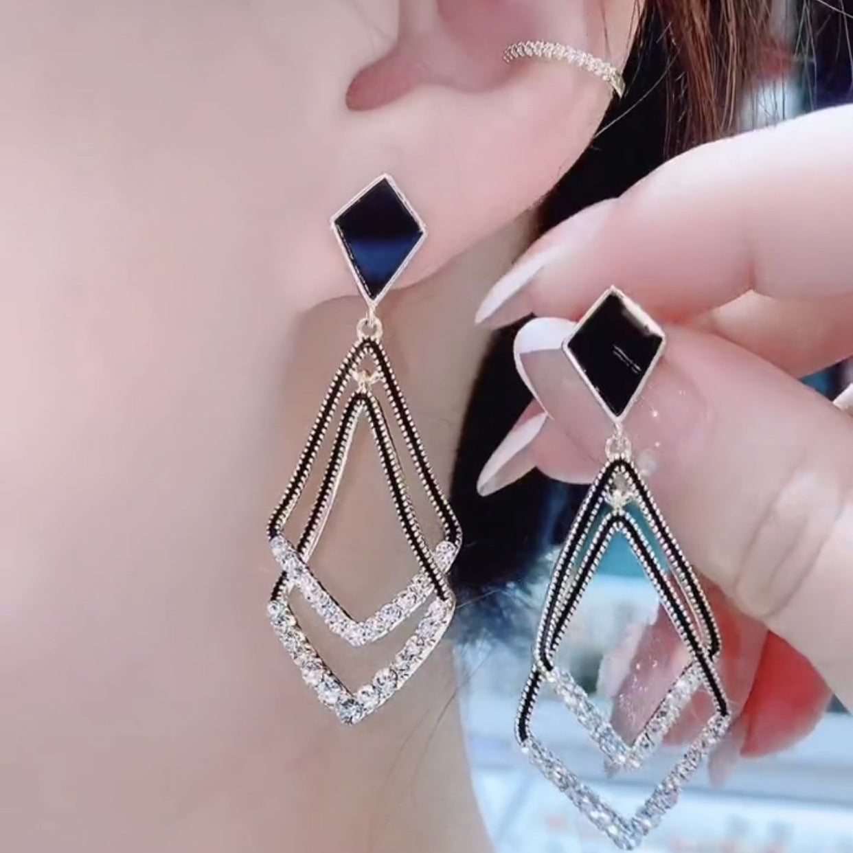 Sier Needle Retro High Sense Elegant Earrings