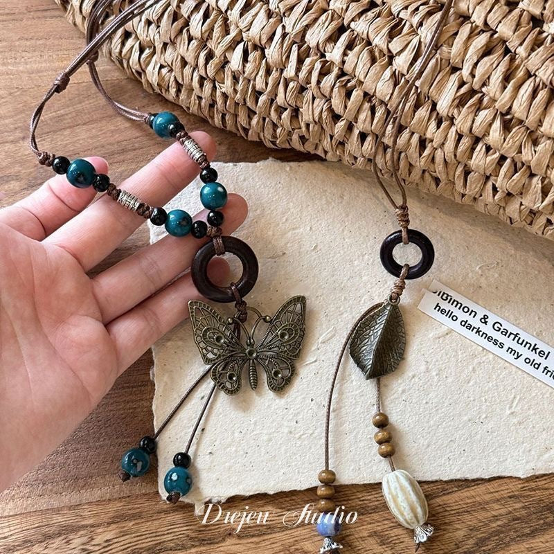 Chinese Style Butterfly Leaves Ceramic Oval Necklace