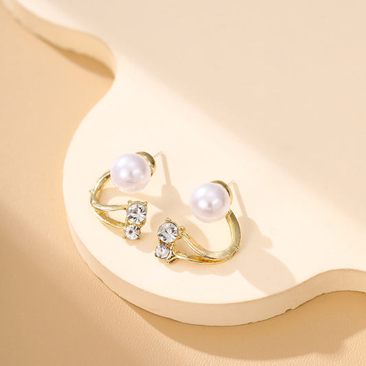 Women's Sier Plated Female Korean Style Imitation Pearl Inlaid Zircon Design Stud Earrings