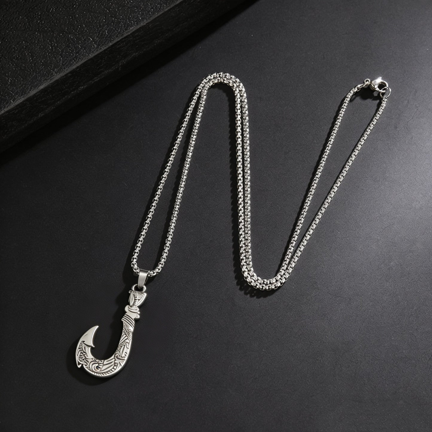 Men's Personality Vintage Alloy Fishhook Square Pearl Necklace