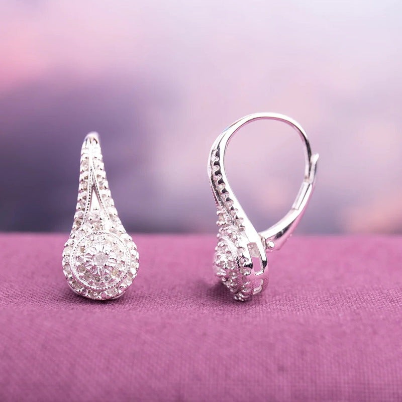 Shi Eight Hearts Arrows Round Full Earrings