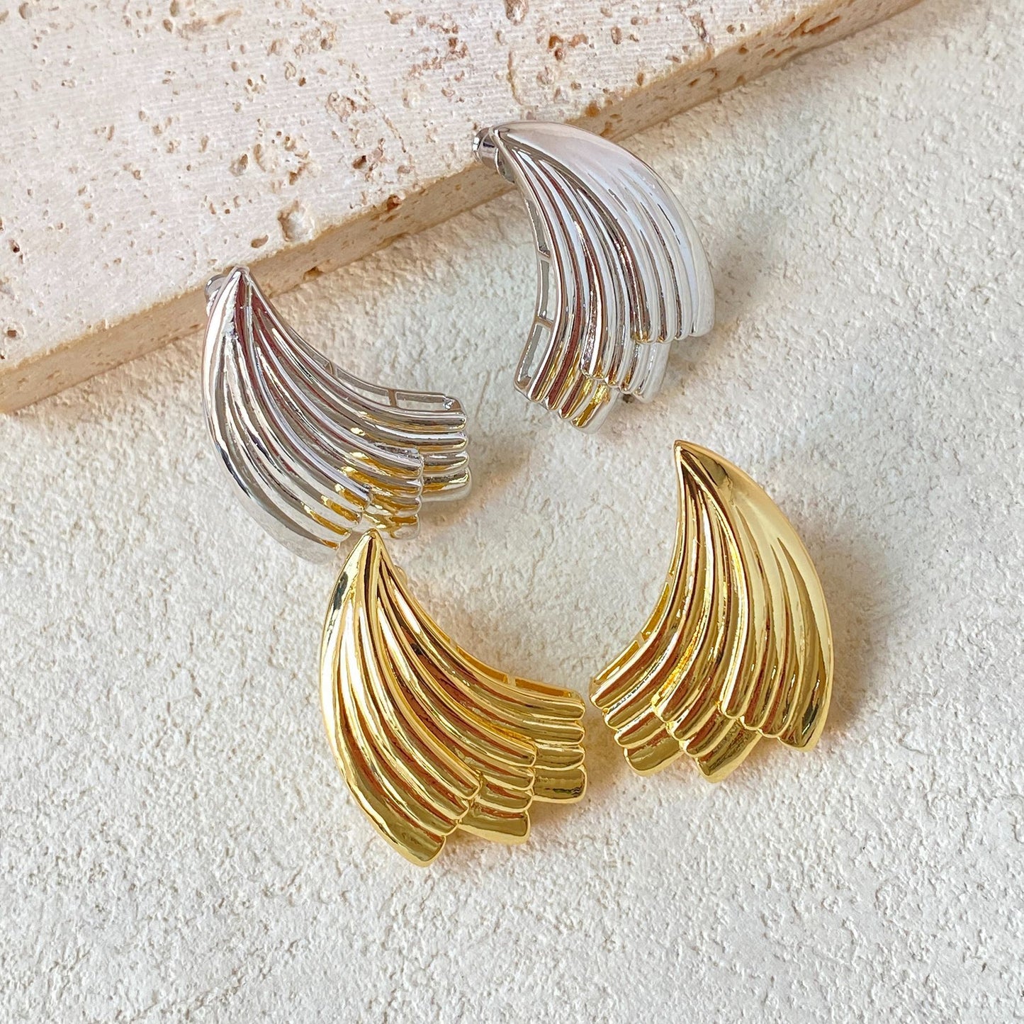 Striped Design Wind Pleated Retro Angel Wings Advanced Stud Earrings