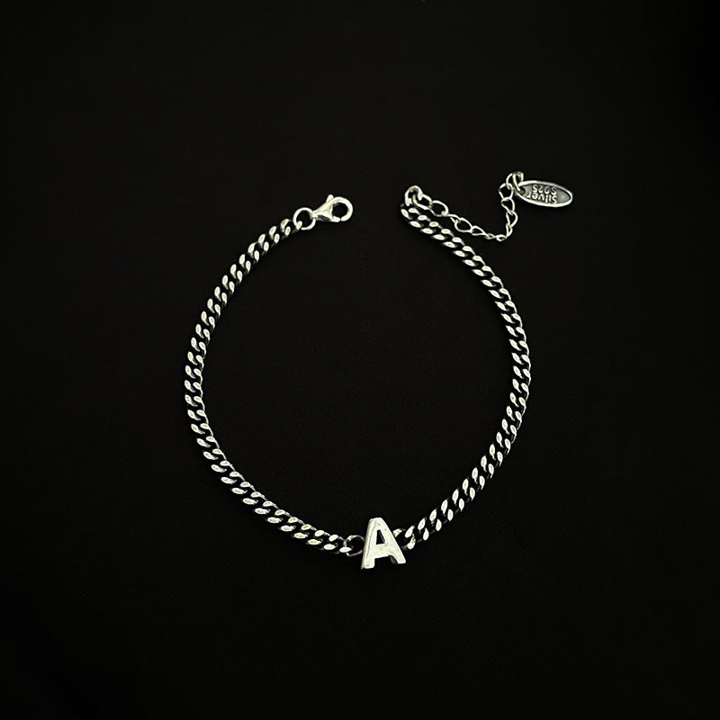 Damen-Armbänder im koreanischen Stil aus Sterlingsilber mit englischen Buchstaben „Special Interest“.