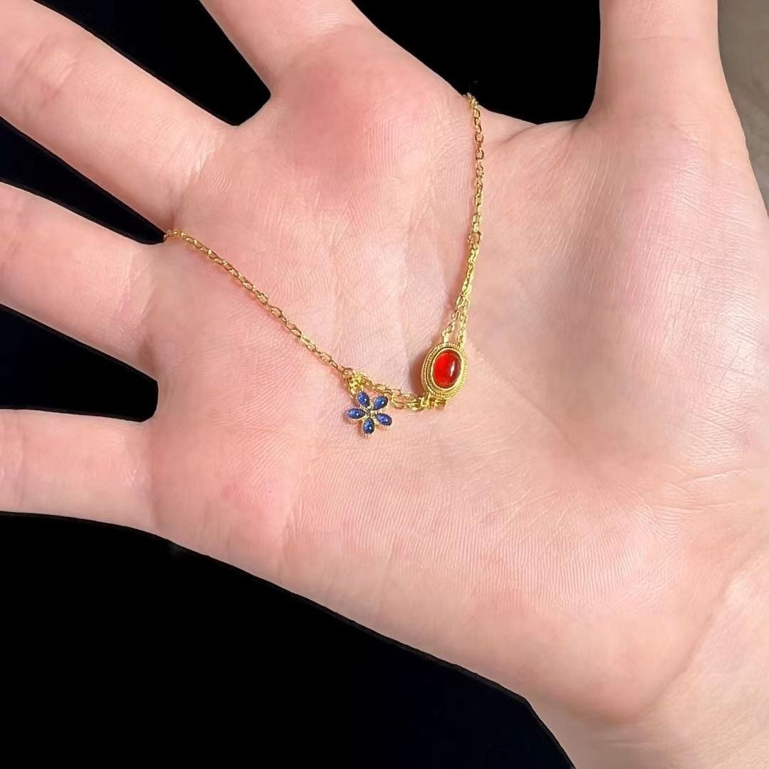 Wunderschöne natürliche Karneol-Armbänder mit kleinen blauen Blumen