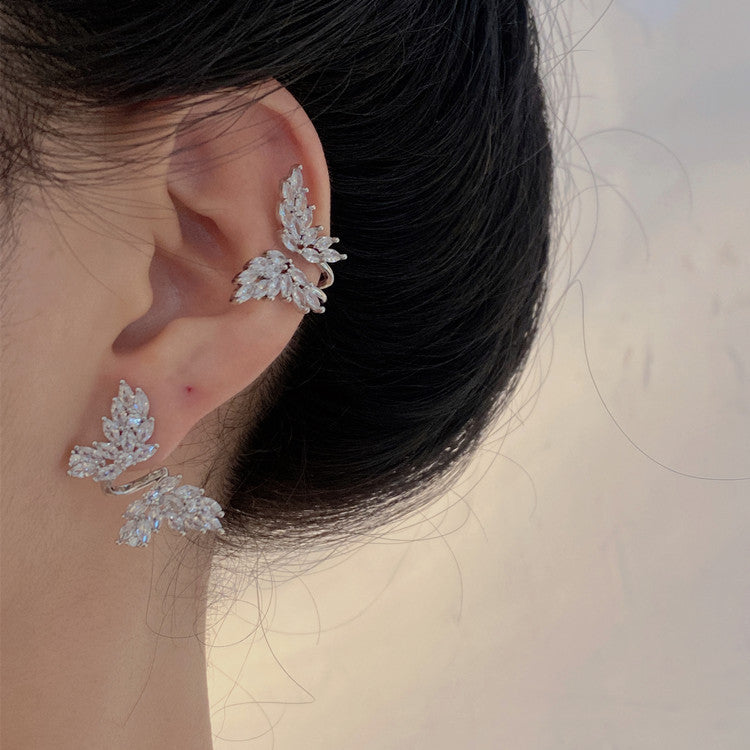 Boucles d'oreilles féminines uniques en forme de papillon en Zircon de haute qualité