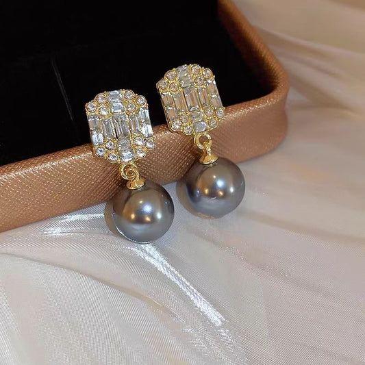 Women's French Style Vintage Pearl Simple Niche Delicate Fashion High Sense Earrings