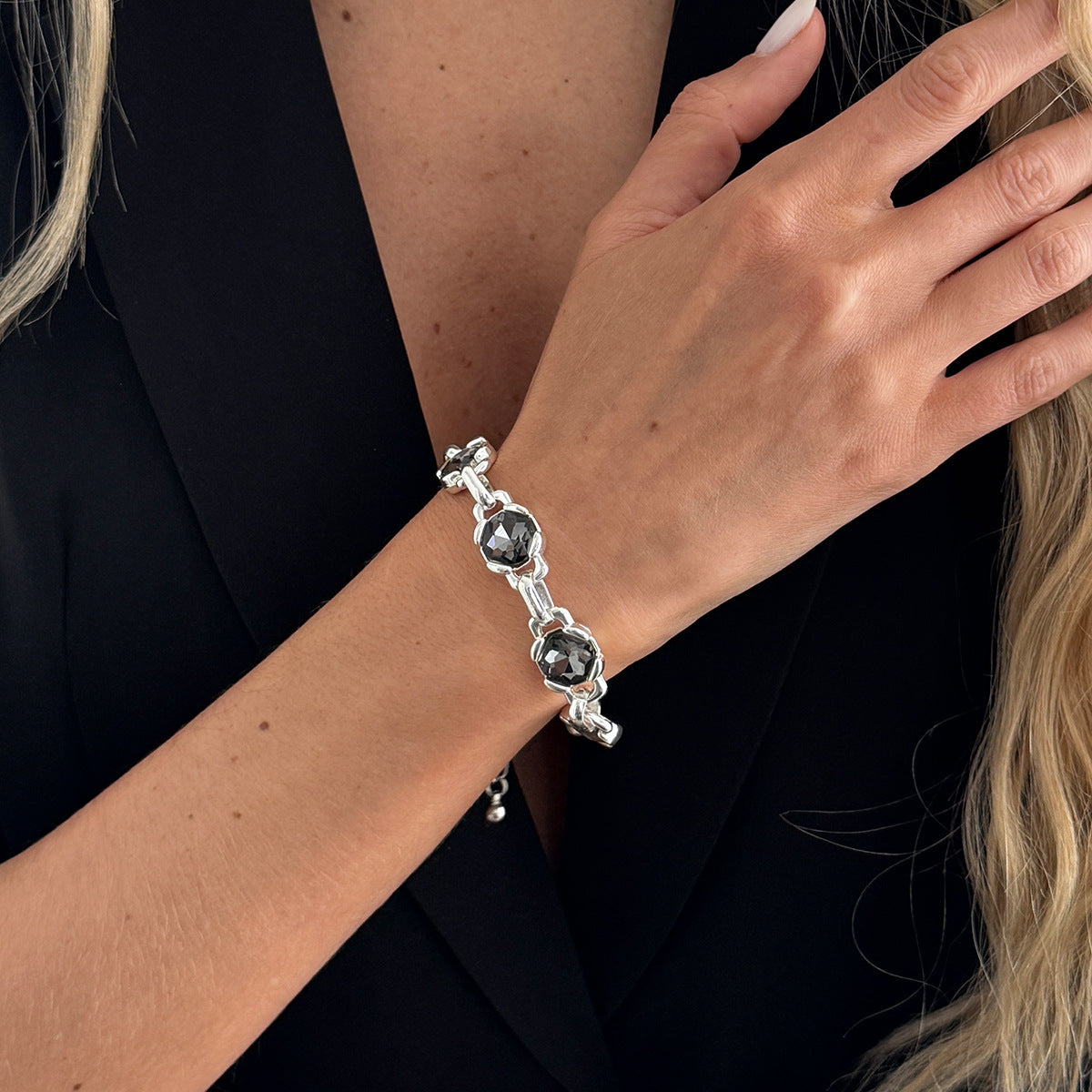 Cold Style Hollow Square Diamond Stitching Fashion Geometry Bracelet