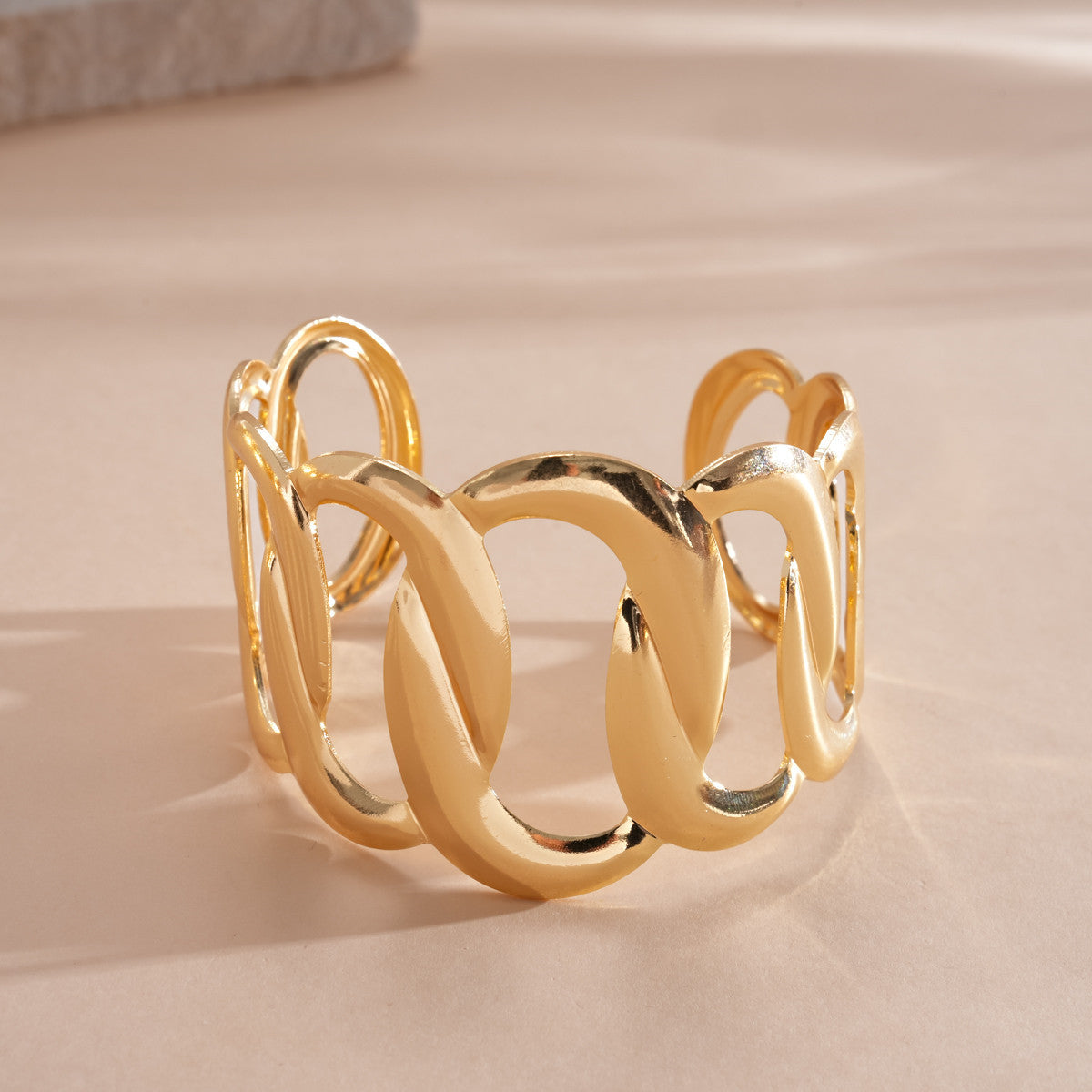 Women's Metal Pleated Flowers Openings Suit Niche Exaggerated Light Luxury Bracelet