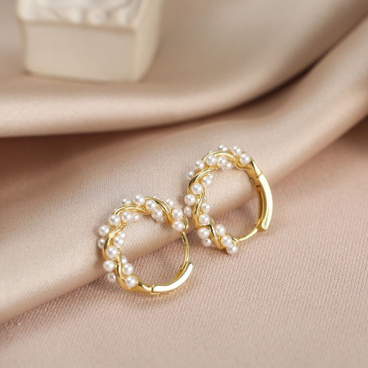 Pearl Clip Female Niche Temperament Retro Affordable Ear Buckle