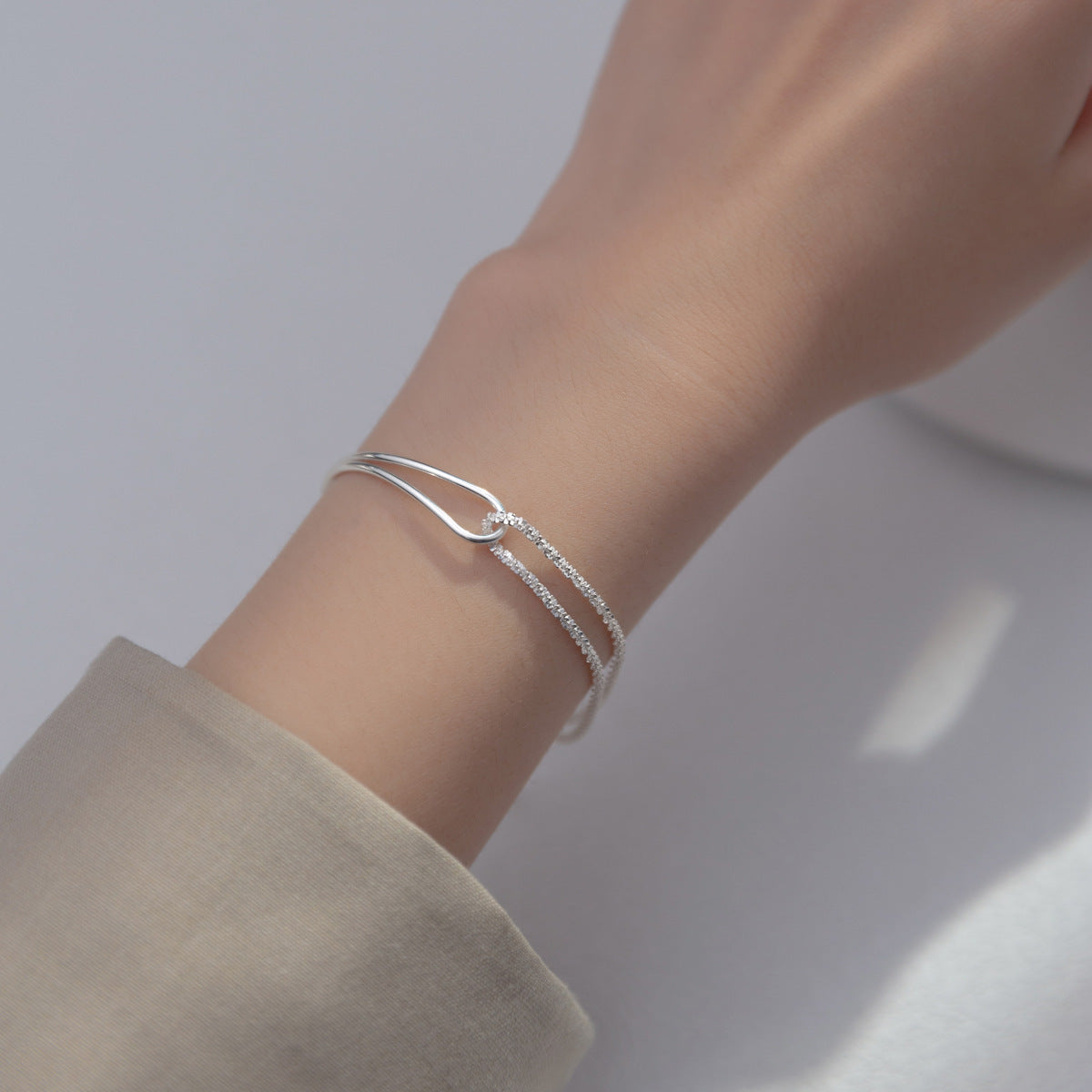 Women's Korean Style Elbow Starry Asymmetric Temperament Bracelets