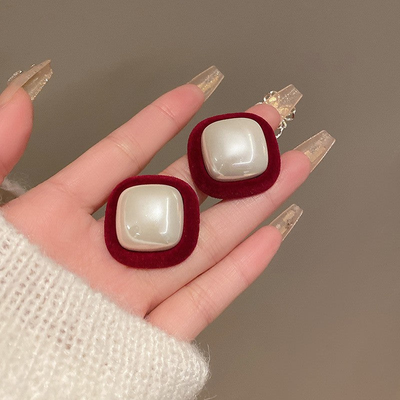 Luxury High Sense Delicate Niche Design Earrings