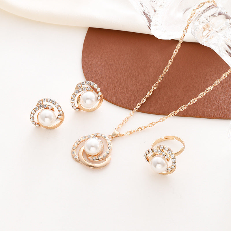 Women's Luxury Fashion Simple Diamond Flower Pearl Jewelry Set