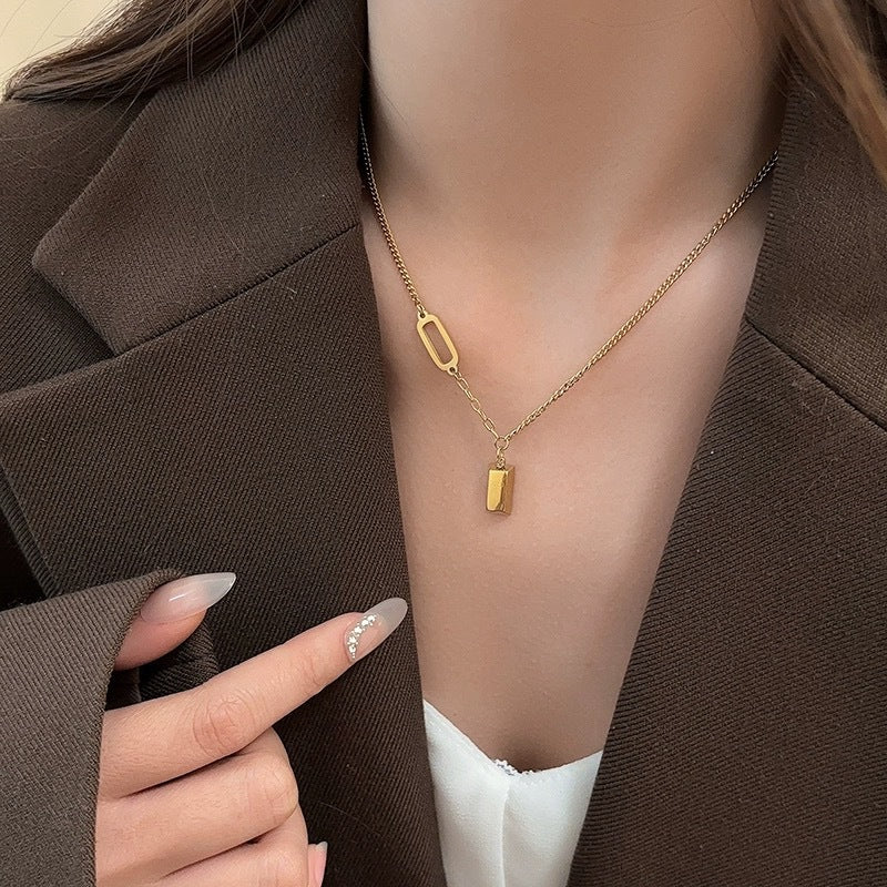Women's Luxury Minority Titanium Steel No Fading Necklace