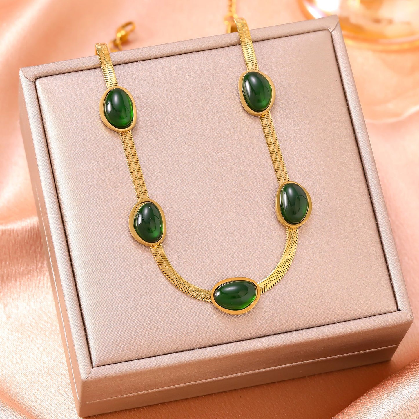 Women's Steel Snake Bones Chain Fashionable Retro High Sense Special Jewelry Set