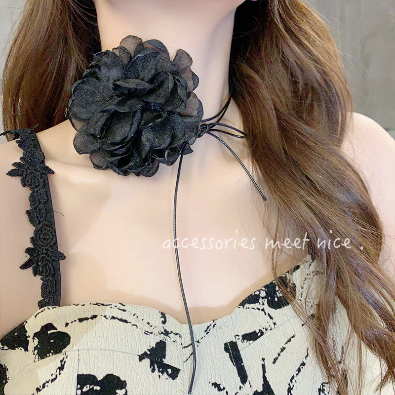 Women's Rose Clavicle Chain Neck Accessories Black Necklaces