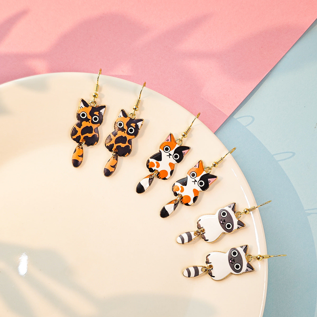 Women's Simple Fun Cute Cat Creative Personalized Dripping Oil Earrings