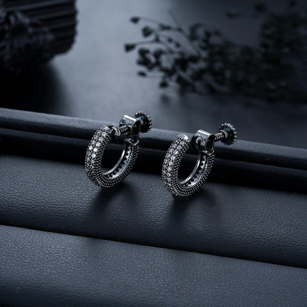 Men's Earless Light Luxury Fashion Female Niche Ear Clip