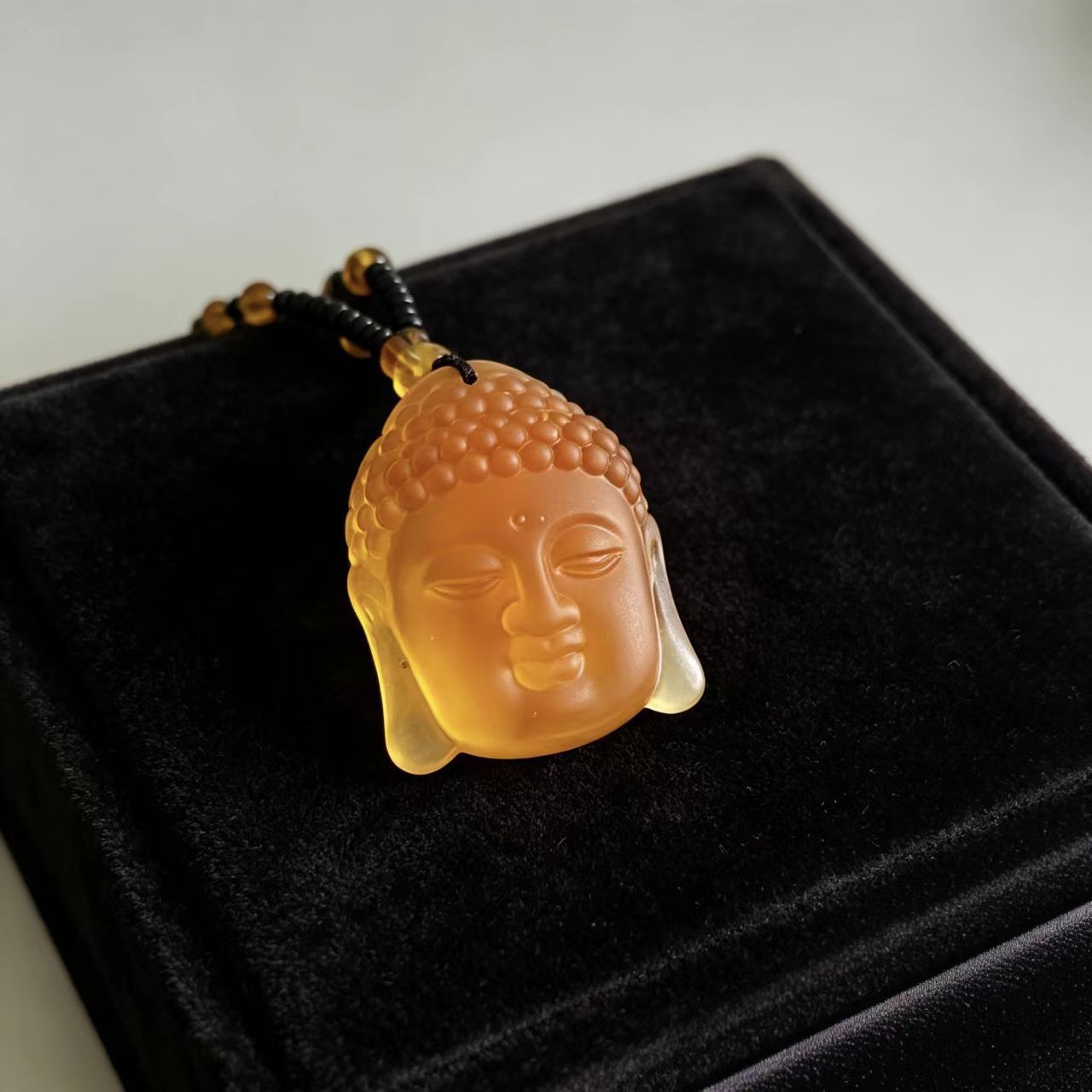Head Imitation Beryl Maitreya Main Sweater Chain Scenic Pendants