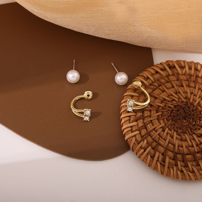 Special Offer Dignified Hollow Pearl Sweet Ear Clip