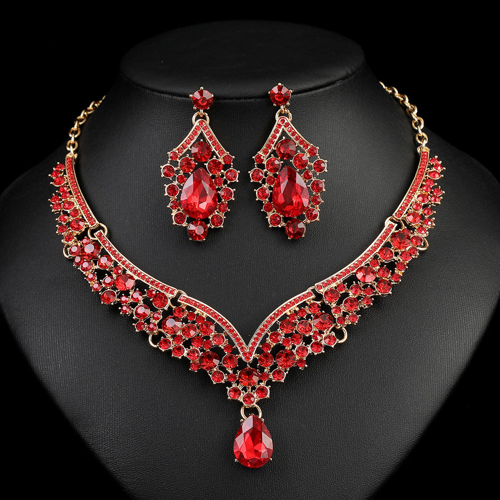 Vintage Exaggerated Luxury Crystal Banquet Formal Necklaces