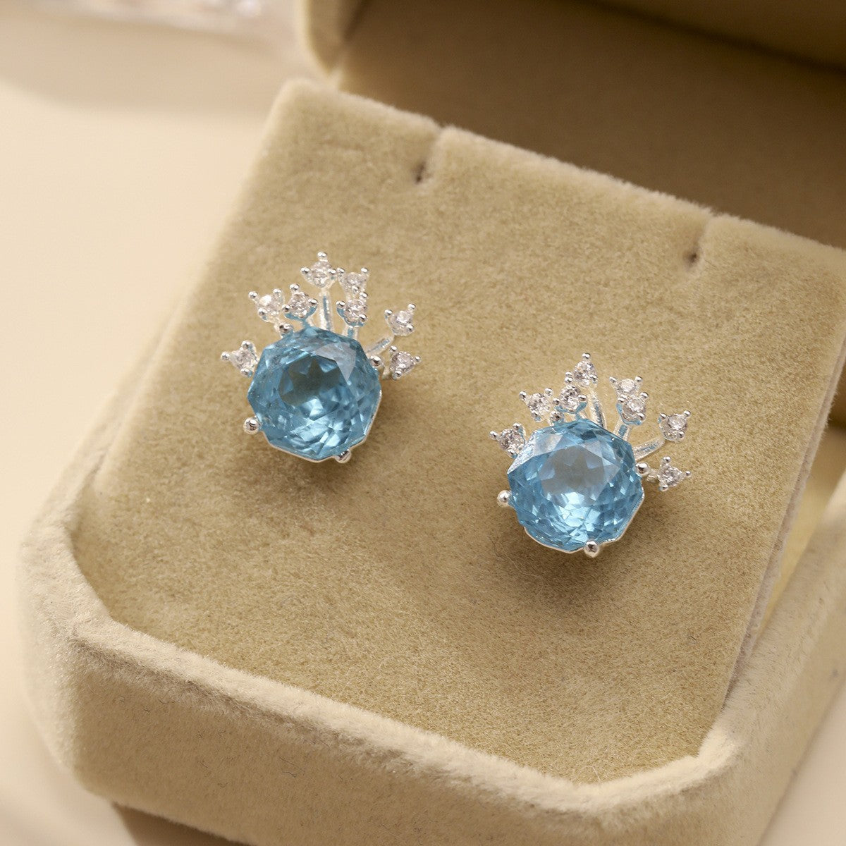 Pearl Colorful Zircon Female Fresh Temperament Stud Earrings
