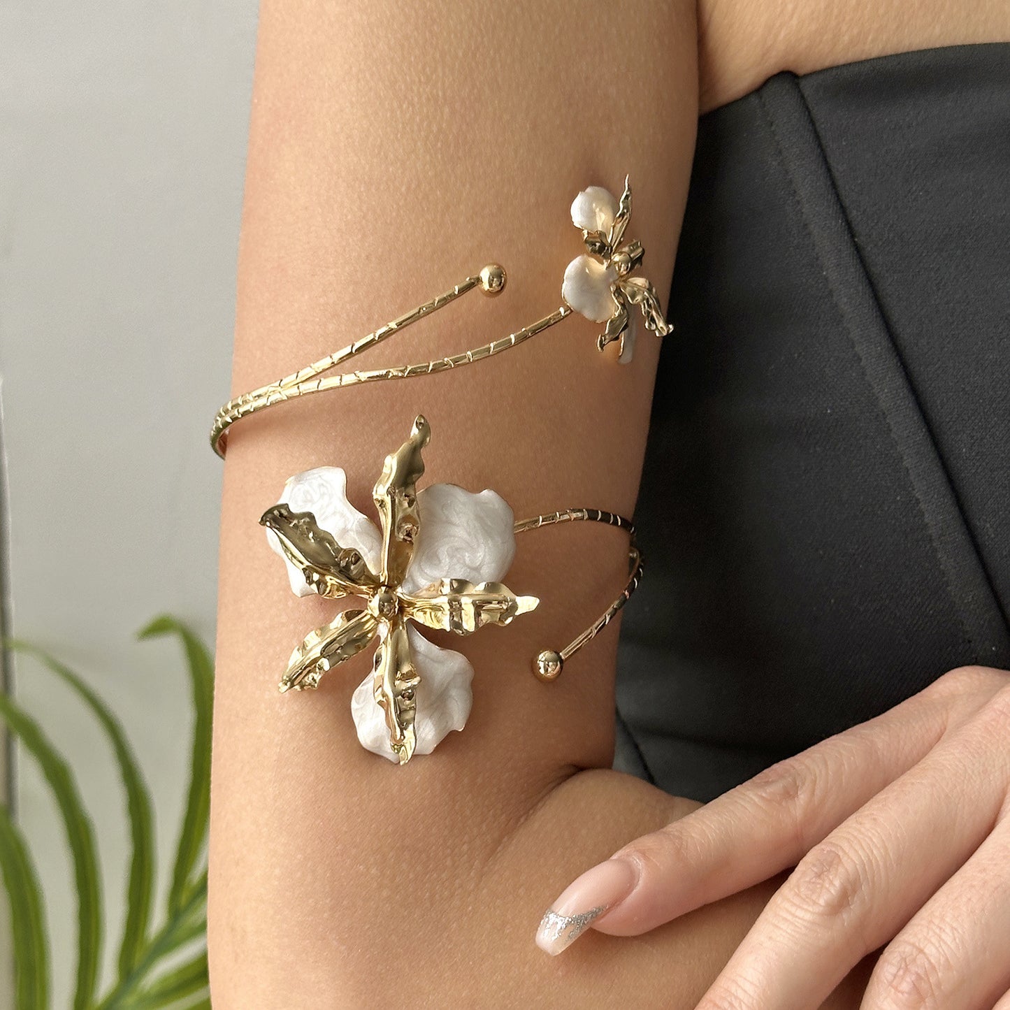 Openings Hand Female Senior Personality Enamel Bracelets
